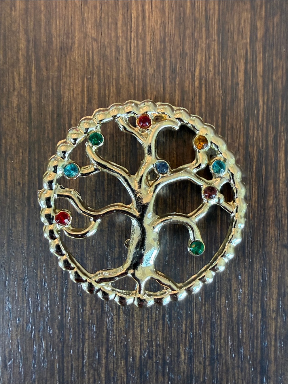 VINTAGE GOLDTONE TREE of LIFE RHINESTONE BROOCH FAMILY TREE PIN